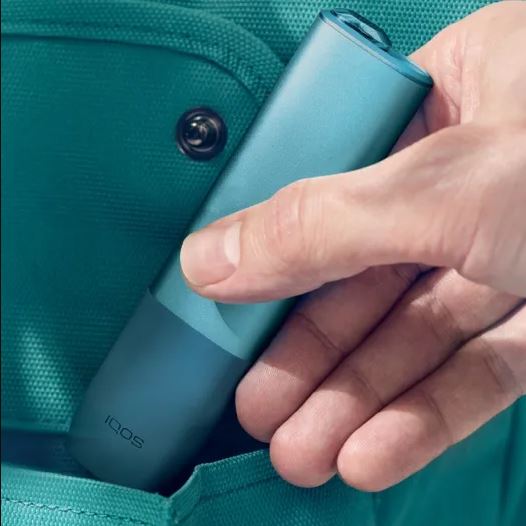 Podgrzewacz tyroniu IQOS ILUMA ONE w kolorze Azure Blue