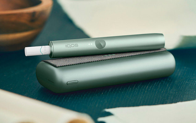 Podgrzewacz tytoniu IQOS ILUMA PRIME w odcieniach zieleni z wkładem tytoniowym TEREA